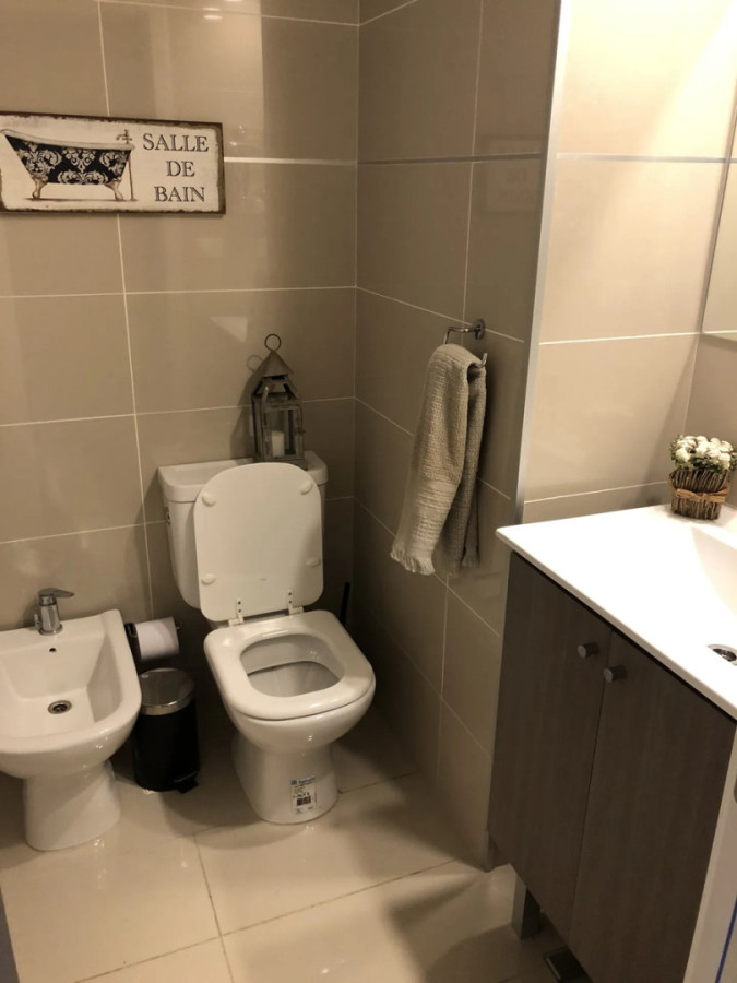 Apartamento ID.12949 - Alquiler De Monoambiente Como Nuevo Amplio Y Luminoso Excelente Ubicación En Parque Batlle