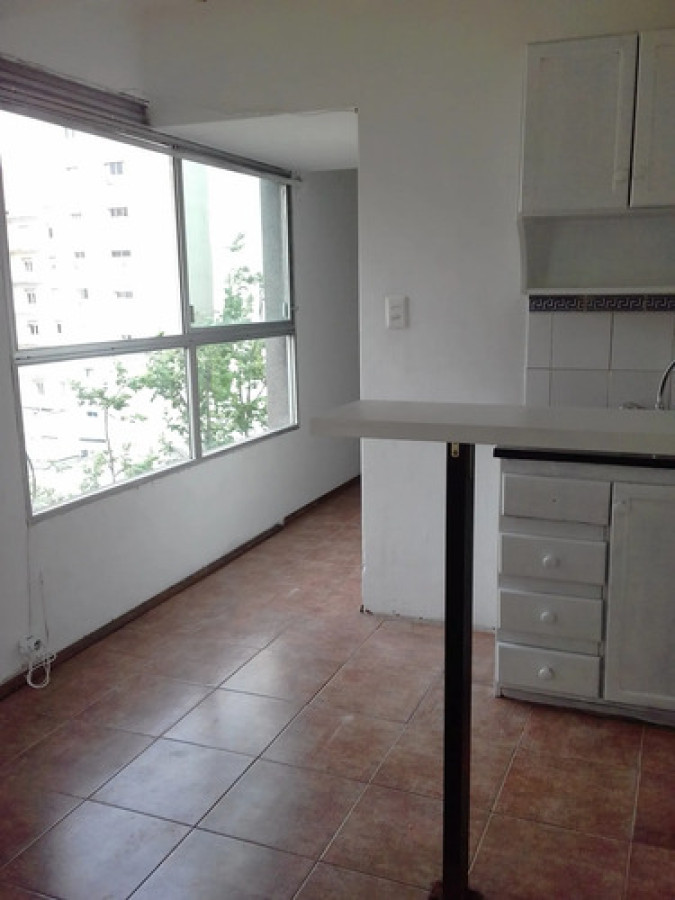 Apartamento ID.11912 - Venta Luminoso Apartamento 1 Dormitorio Esquinero En Cordón