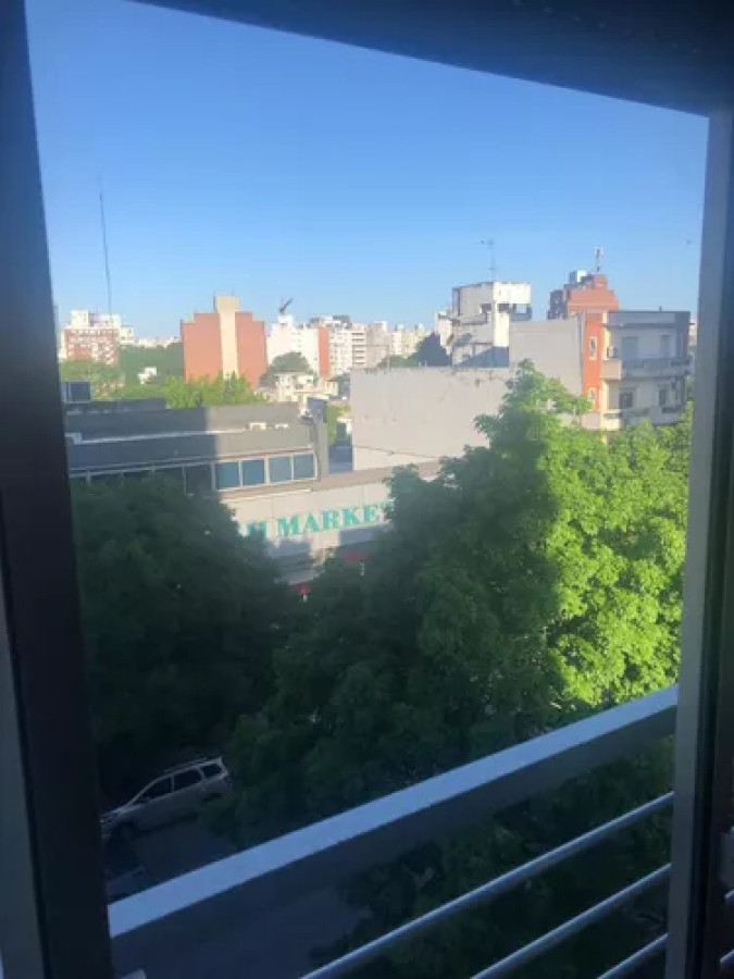 Apartamento ID.6874 - Alquiler Apartamento De 1 Dormitorio Balcón Garaje Pocitos 