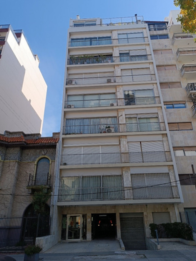 Apartamento ID.9323 - Venta Apartamento Punta Carretas 4 Dormitorios 3 Baños