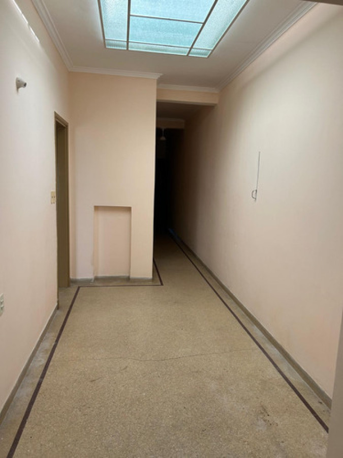 Apartamento ID.11653 - Alquiler de Casa En Altos 2 Dormitorios Con Balcón En La Comercial