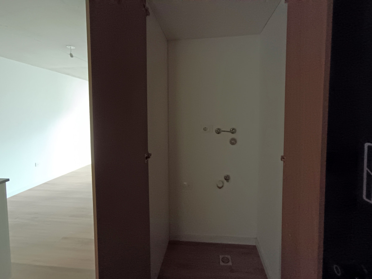 Apartamento ID.13151 - Alquiler Apartamento A Estrenar 1 Dormitorio Balcón Al Frente En Centro