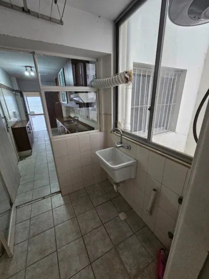 Apartamento ID.10030 - Hermoso Apartamento De 3 Dorm  Frente A La Rambla Pocitos