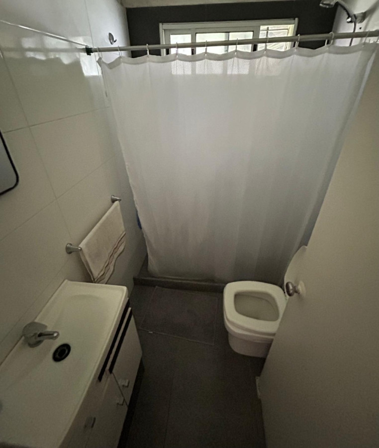 Apartamento ID.8476 - Alquiler De Apartamento 2 Dormitorios Planta Baja 