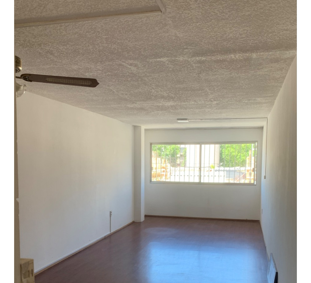 Apartamento ID.8441 - Alquiler De Monoambiente Dividido En Cordón