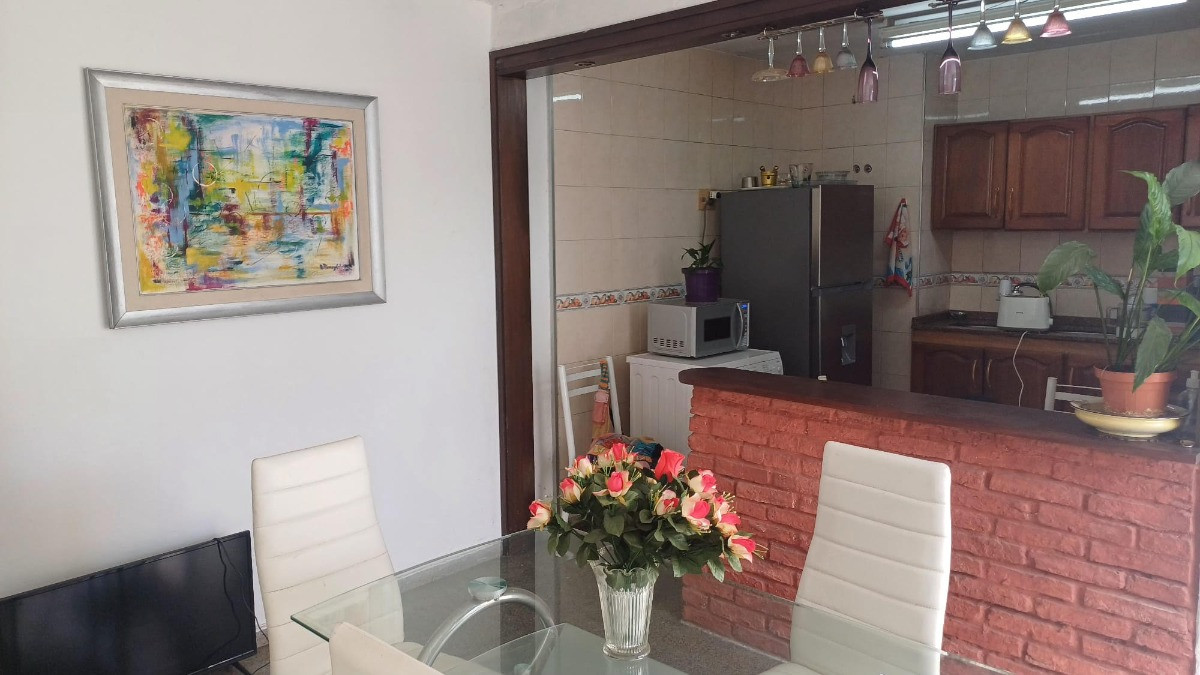 Apartamento ID.7692 -  Venta Apartamento 3 Dormitorios Muy Cómodo Predio Cerrado En Mercado Modelo