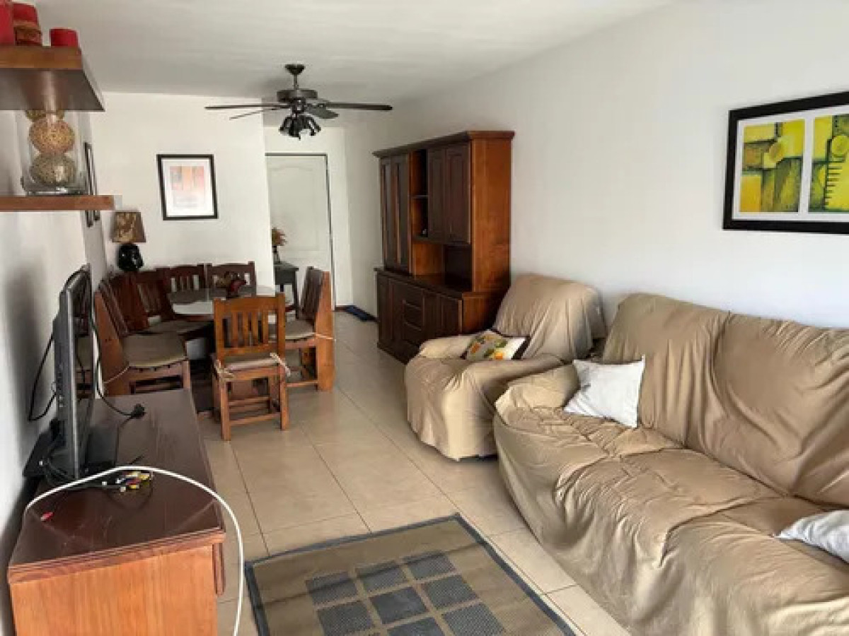 Apartamento ID.10916 - Lindo Apartamento De 2 Dormitorios Con Cochera