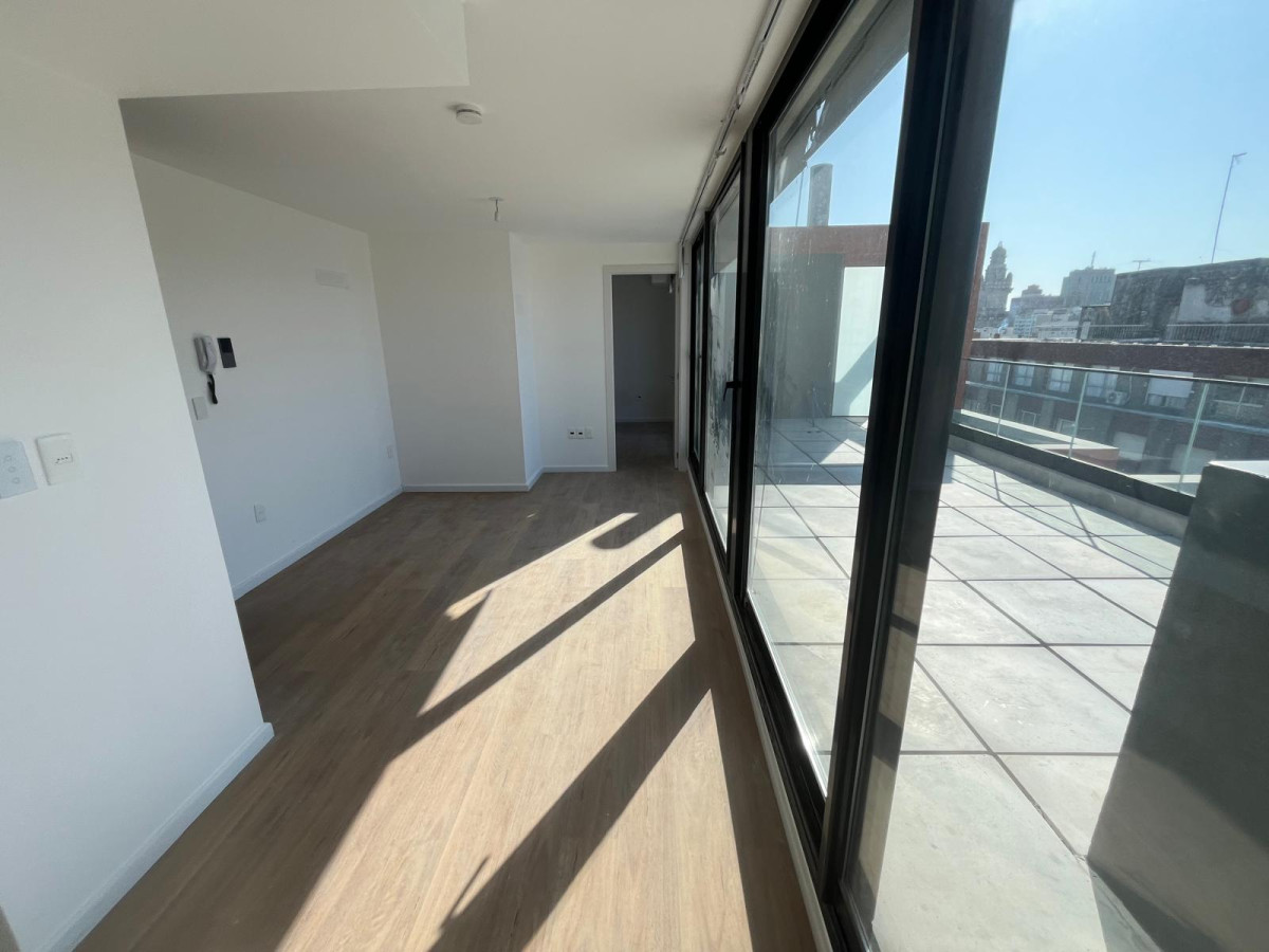 Apartamento ID.6572 - Venta Apartamento A Estrenar Centro 1 Dorm Terraza Parrilero