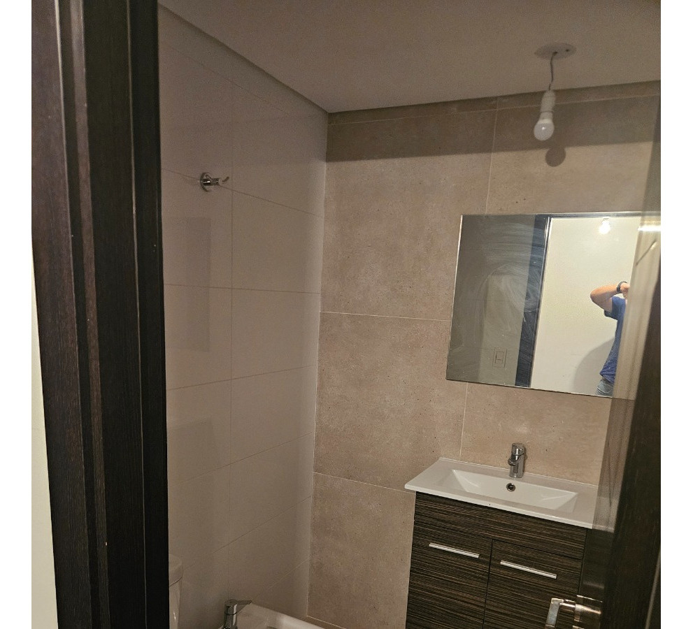 Apartamento ID.8575 - Alquiler Monoambiente En Pleno Pocitos A Pasos De La Rambla