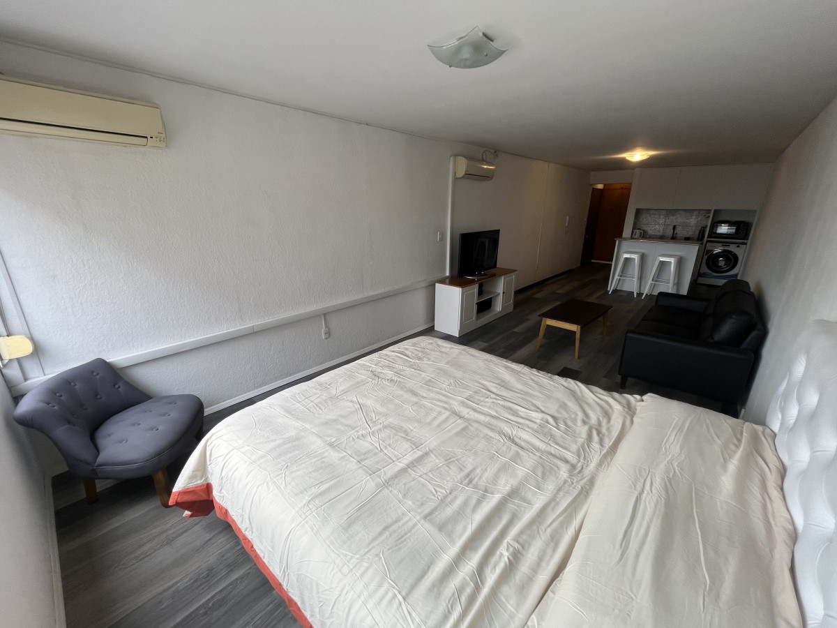 Apartamento ID.4409 - IMPERDIBLE MONOAMBIENTE EN CORDÓN TOTALMENETE AMUEBLADO!