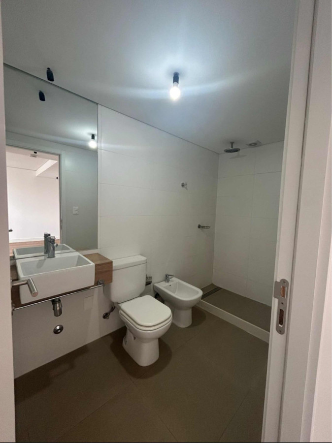 Apartamento ID.7640 - Hermoso Apartamento De 1 Dorm Con Balcon