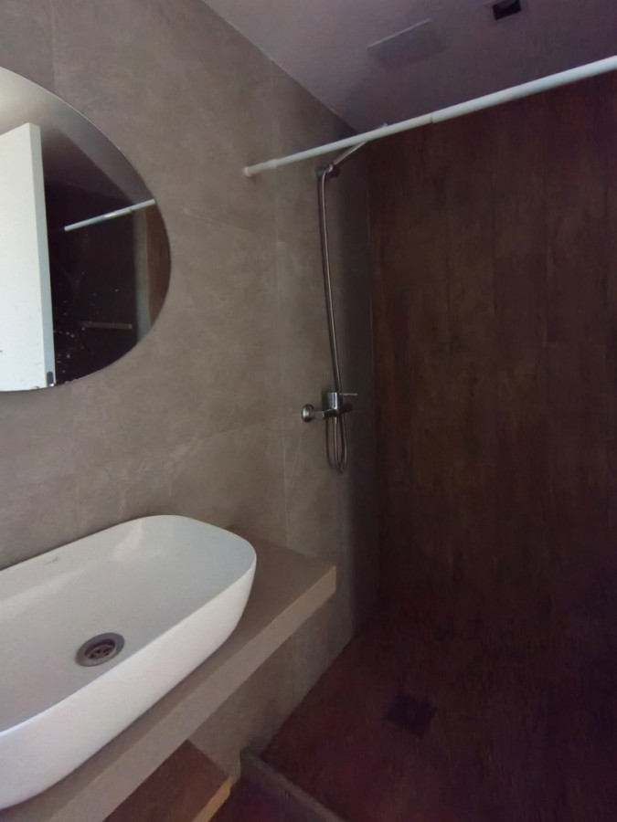 Apartamento ID.13146 - Alquiler Apartamento Nuevo De 1 Dormitorio Con Balcón Al Frente En Centro