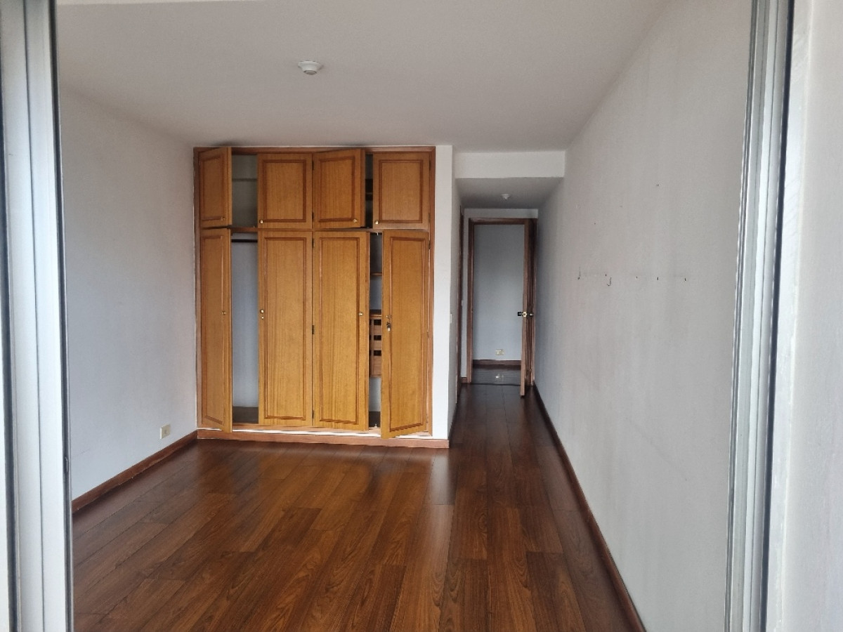 Apartamento ID.4980 - Apto Espectacular 3 Dormitorios 2 Cocheras Parrillero Buceo