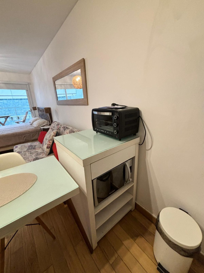 Apartamento ID.4982 - Hermoso Apartamento Amoblado Impecable 1 Cuadra De La Rambla