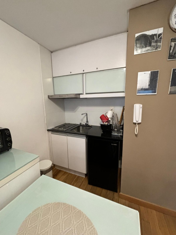 Apartamento ID.4982 - Hermoso Apartamento Amoblado Impecable 1 Cuadra De La Rambla