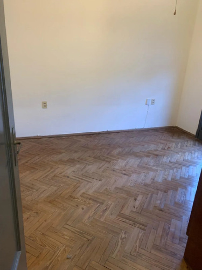 Apartamento ID.13000 - Apartamento En Alquiler Semi Amueblado 1 Dormitorio Zona Cordón