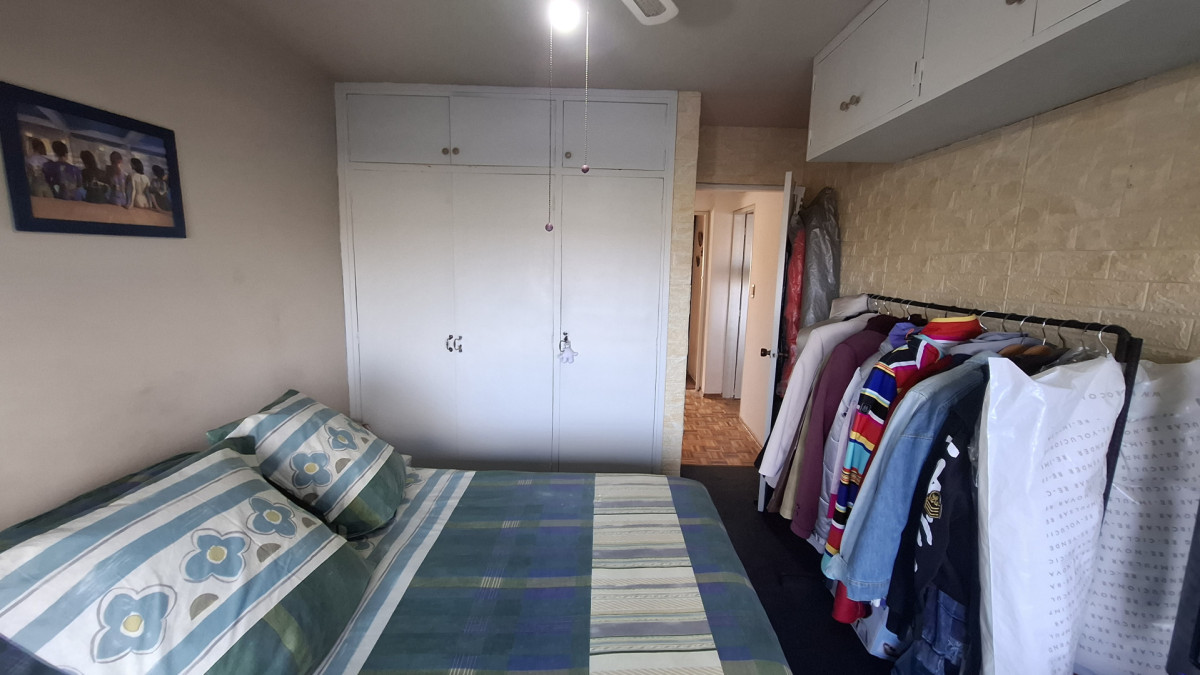 Apartamento ID.13024 - Venta Apartamento De 2 Dormitorios Al Frente Sobre Rambla República De Chile En Malvín
