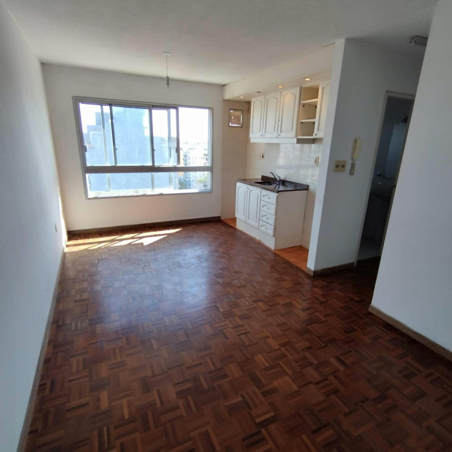 Apartamento ID.13131 - Alquiler Apartamento 1 Dormitorio En Pocitos Nuevo Casi Nuevo