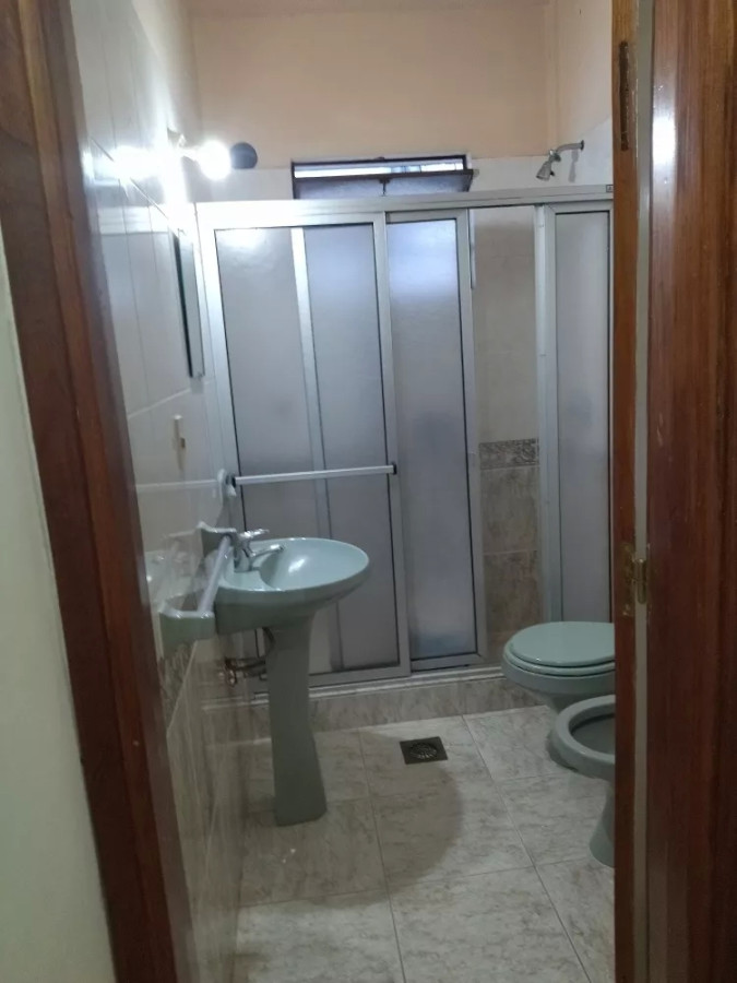 Apartamento ID.4514 - Apto Céntrico Cómodo 2 Dormitorios Ambiente Muy Tranquilo