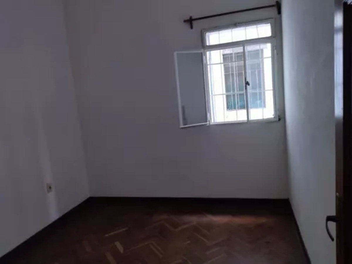 Apartamento ID.4514 - Apto Céntrico Cómodo 2 Dormitorios Ambiente Muy Tranquilo