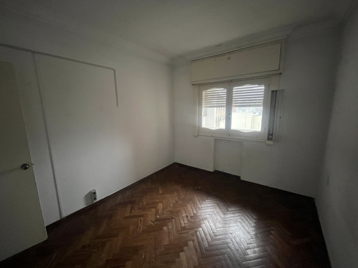 Apartamento ID.5808 - Apartamento 3 Dormitorios y 2 Baños En Cordón 2 Balcones