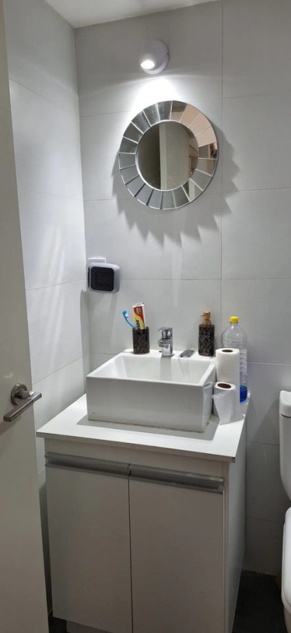 Apartamento ID.13108 - Alquiler Apartamento De 1 Dormitorio Con Terraza Y Parrillero Garaje En Centro