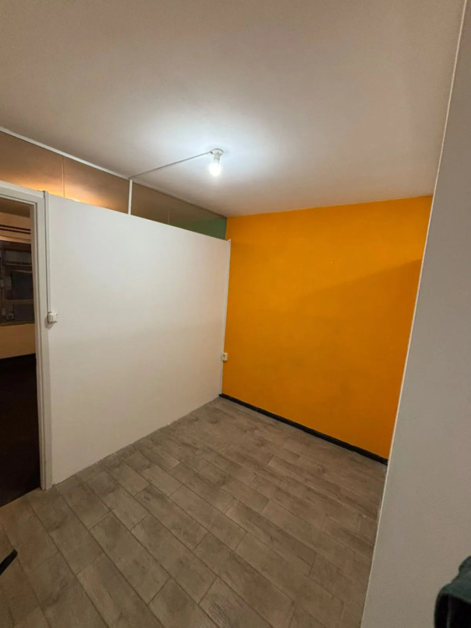 Apartamento ID.12997 - Venta De Monoambiente Con Divisiones Sobre Avenida 18 De Julio En Cordón