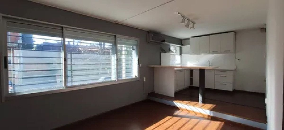 Apartamento ID.9749 - Hermoso Apartamento En Pocitos De Un Dormitorio Y Gran Terraza Con Parrillero