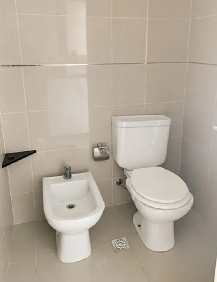 Apartamento ID.13136 - Alquiler Monoambiente Balcón Puerto Buceo Luminoso