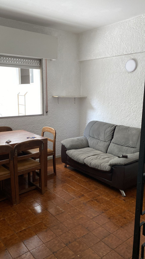 Apartamento ID.3644 - Venta Renta Apartamento 2 Dormitorios Excelente Estado Centro