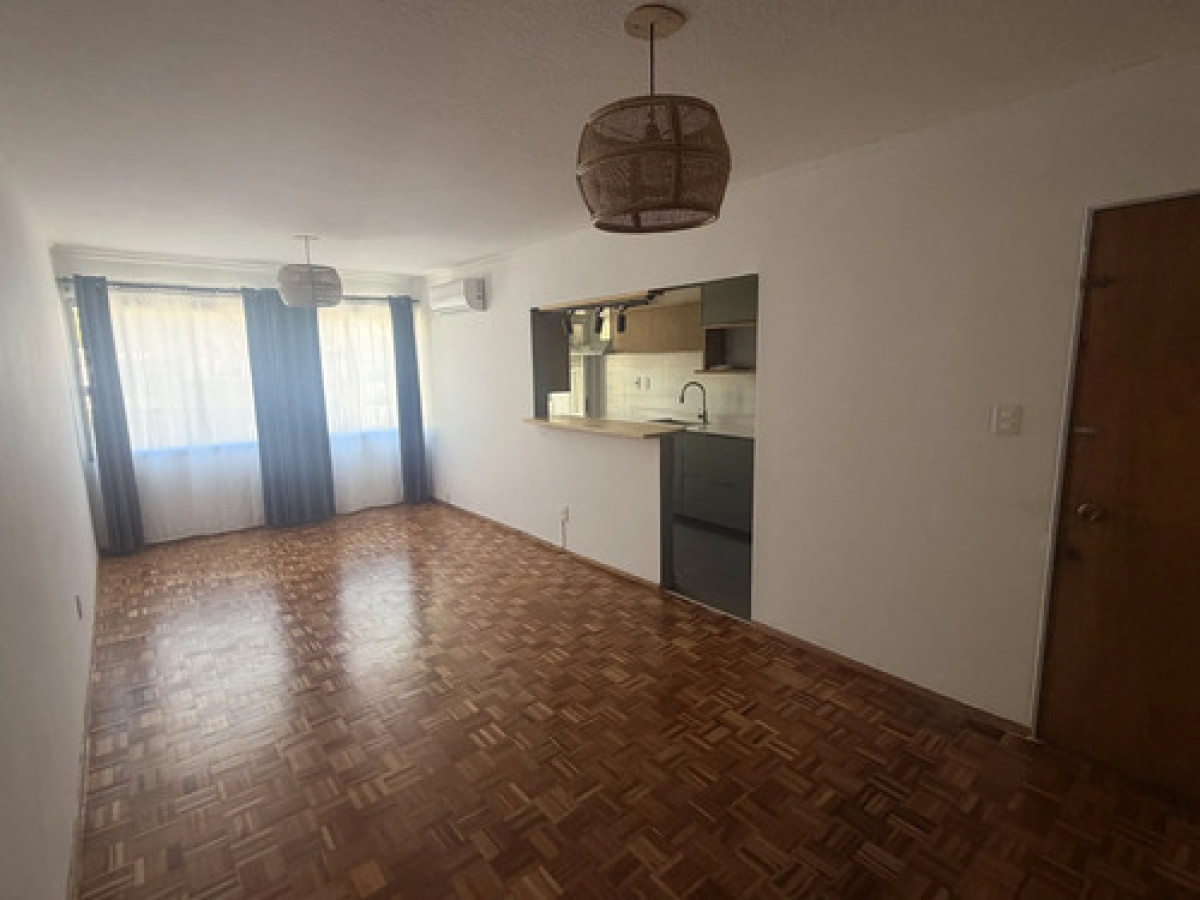 Apartamento ID.11931 - Alquiler de apartamento 2 dormitorios en Pocitos