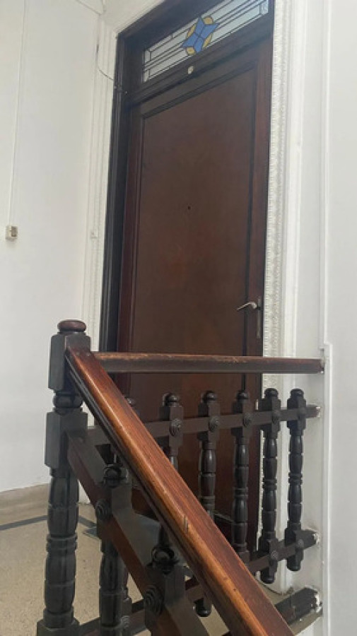 Apartamento ID.11941 - Alquiler Apto 2do Por Escalera 3 Dormitorios Cordón Sur