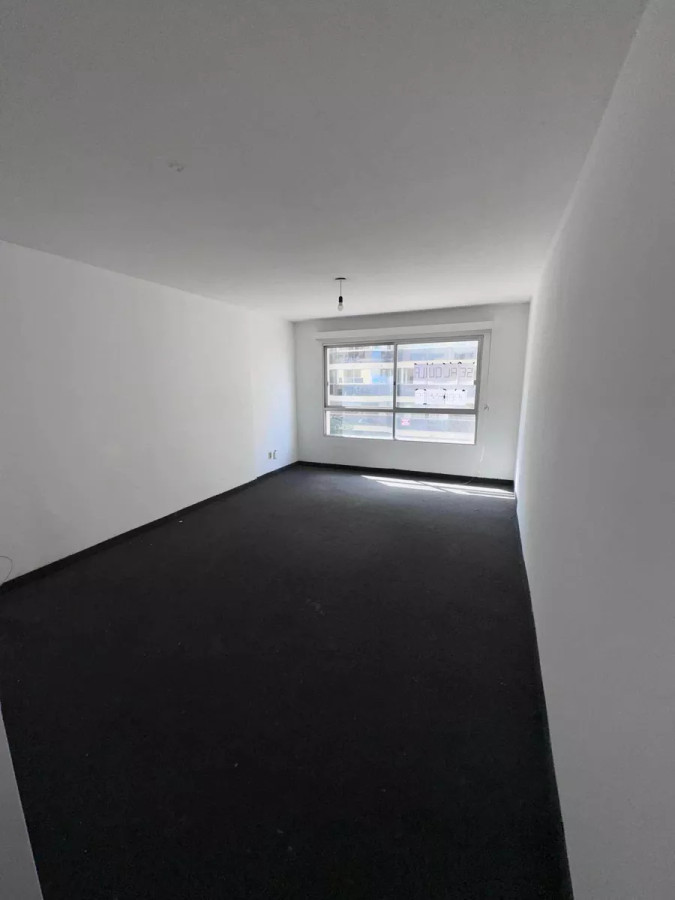 Apartamento ID.6578 - Alquiler Monoambiente  A Media Cuadra De La Rambla Pocitos