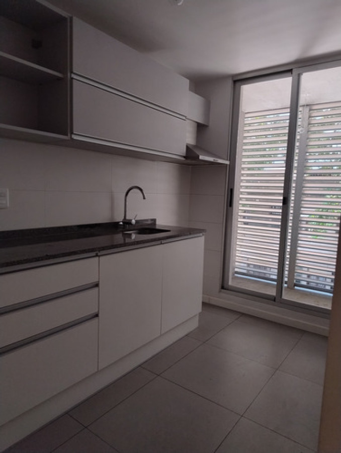 Apartamento ID.11338 - Alquiler De Moderno Apartamento 2dormitorios Con Cochera En El Centro