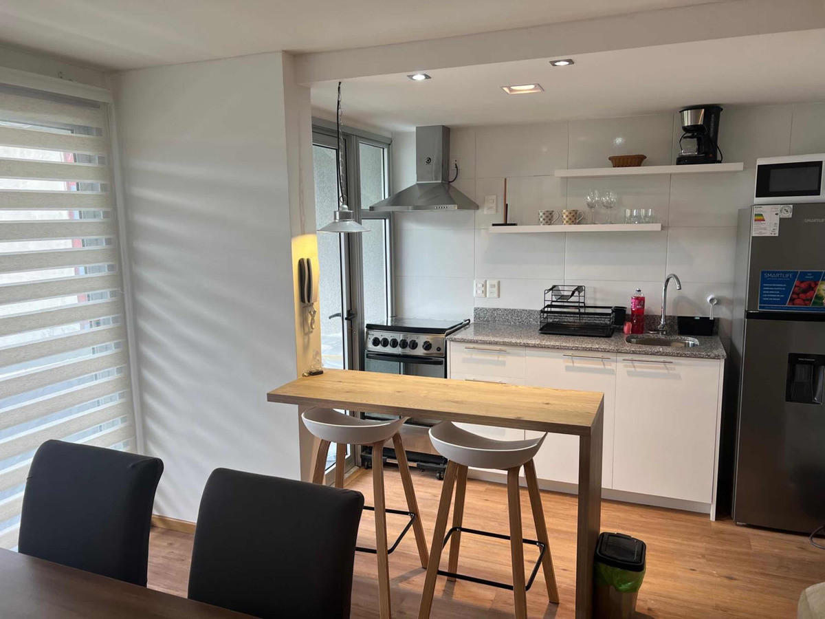 Apartamento ID.6484 - Hermoso Apartamento De 2 Dorm Con Garaje