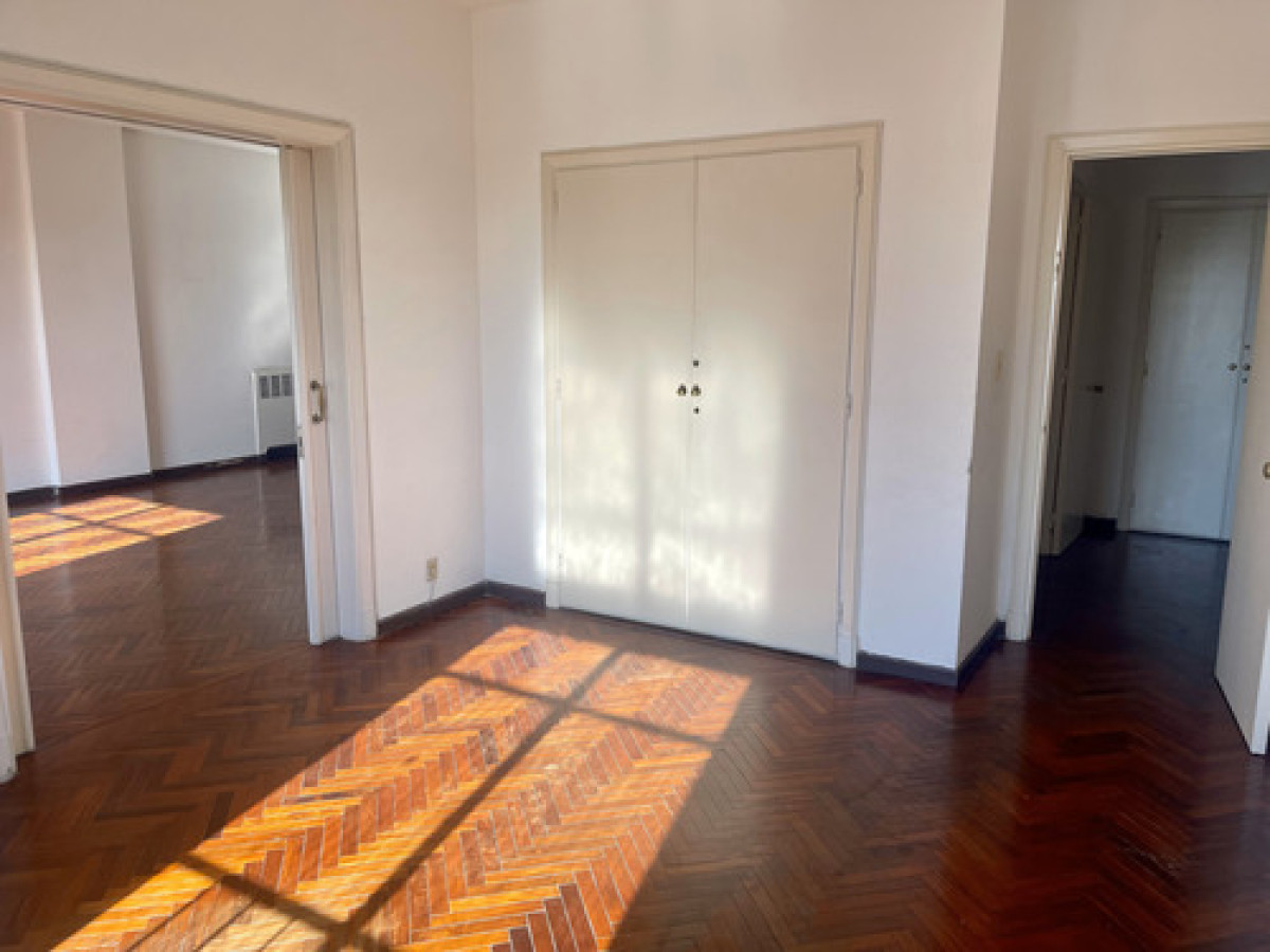 Apartamento ID.10346 - Hermoso Apto De 4 Dorm Y Garage En Cordón 