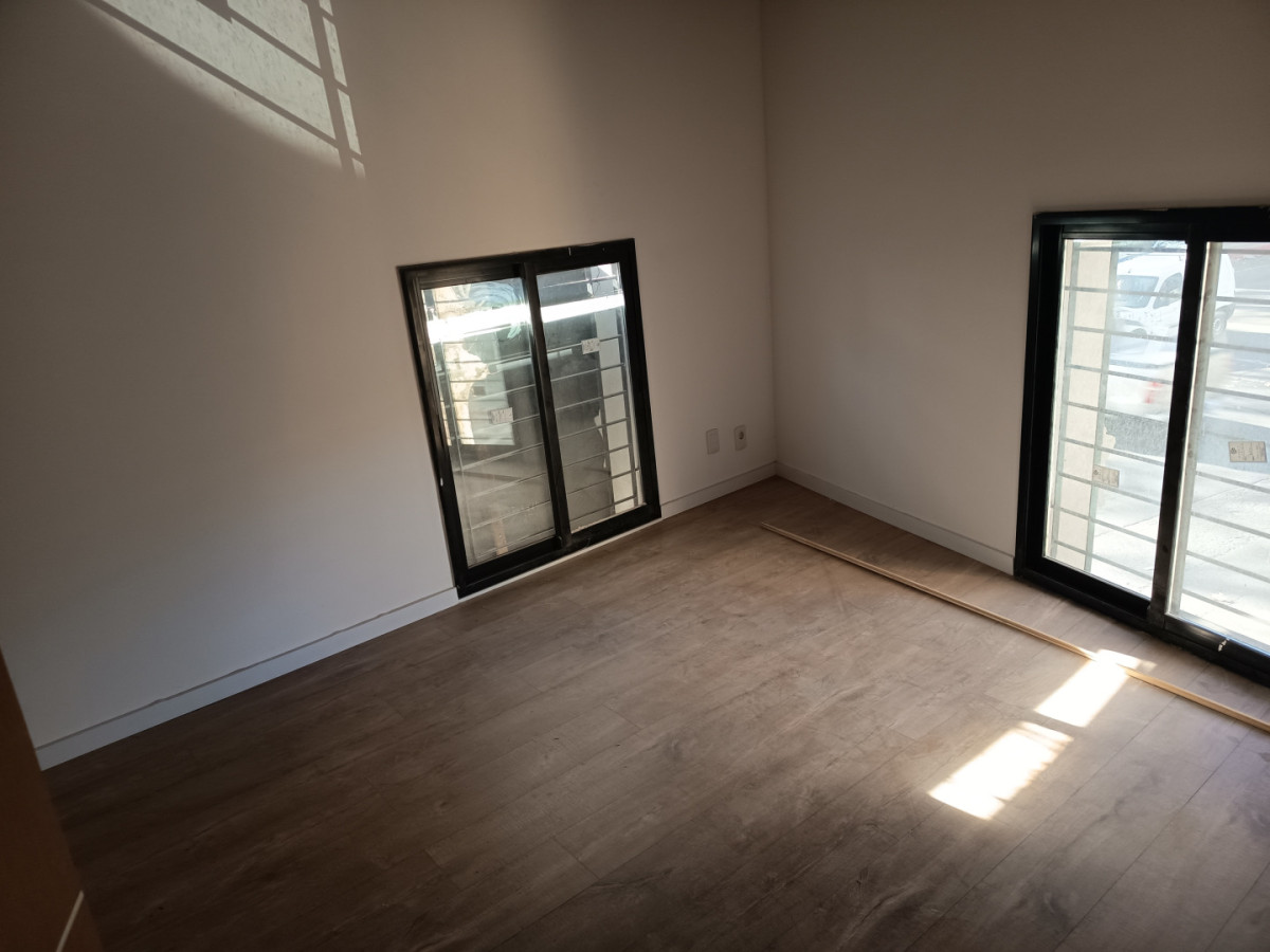Apartamento ID.12715 - Venta Apto Casa Duplex Cordón 1 Dormitorio Azotea Reciclado