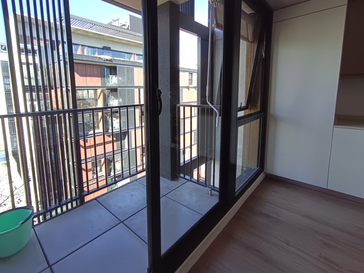 Apartamento ID.13146 - Alquiler Apartamento Nuevo De 1 Dormitorio Con Balcón Al Frente En Centro