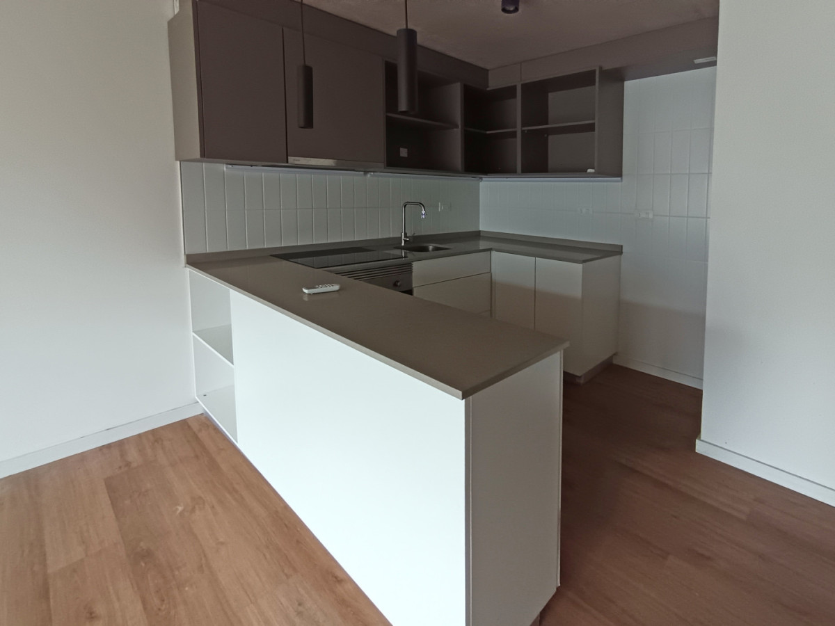 Apartamento ID.13151 - Alquiler Apartamento A Estrenar 1 Dormitorio Balcón Al Frente En Centro