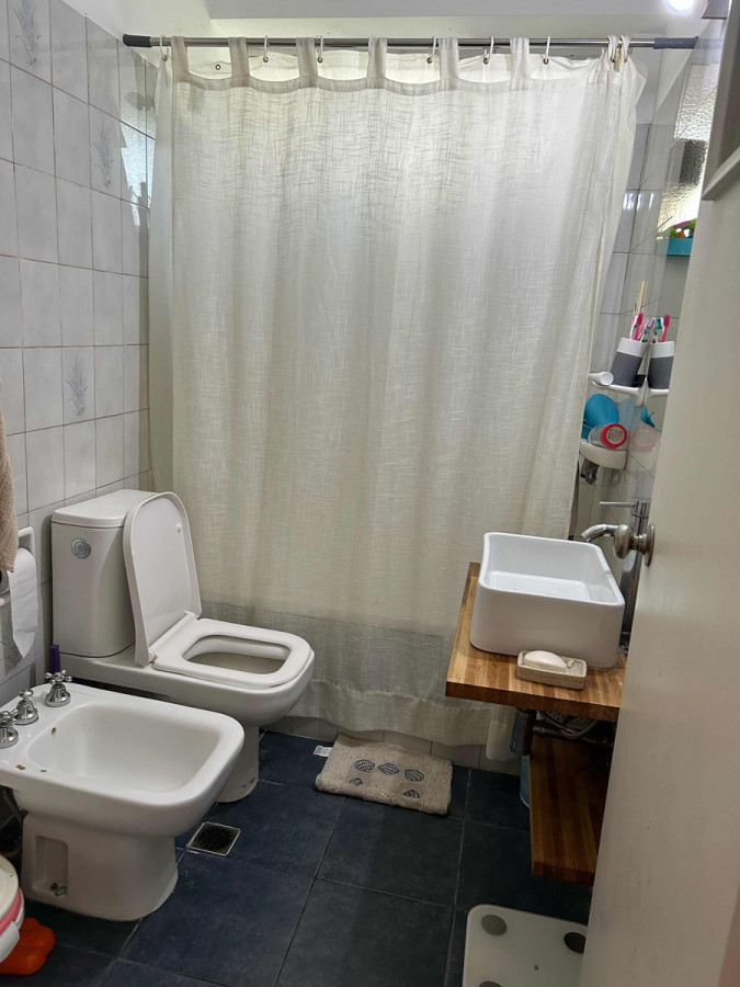 Apartamento ID.6784 - Se Vende Apartamento 2 Dormitorios 2 Baños En Pocitos