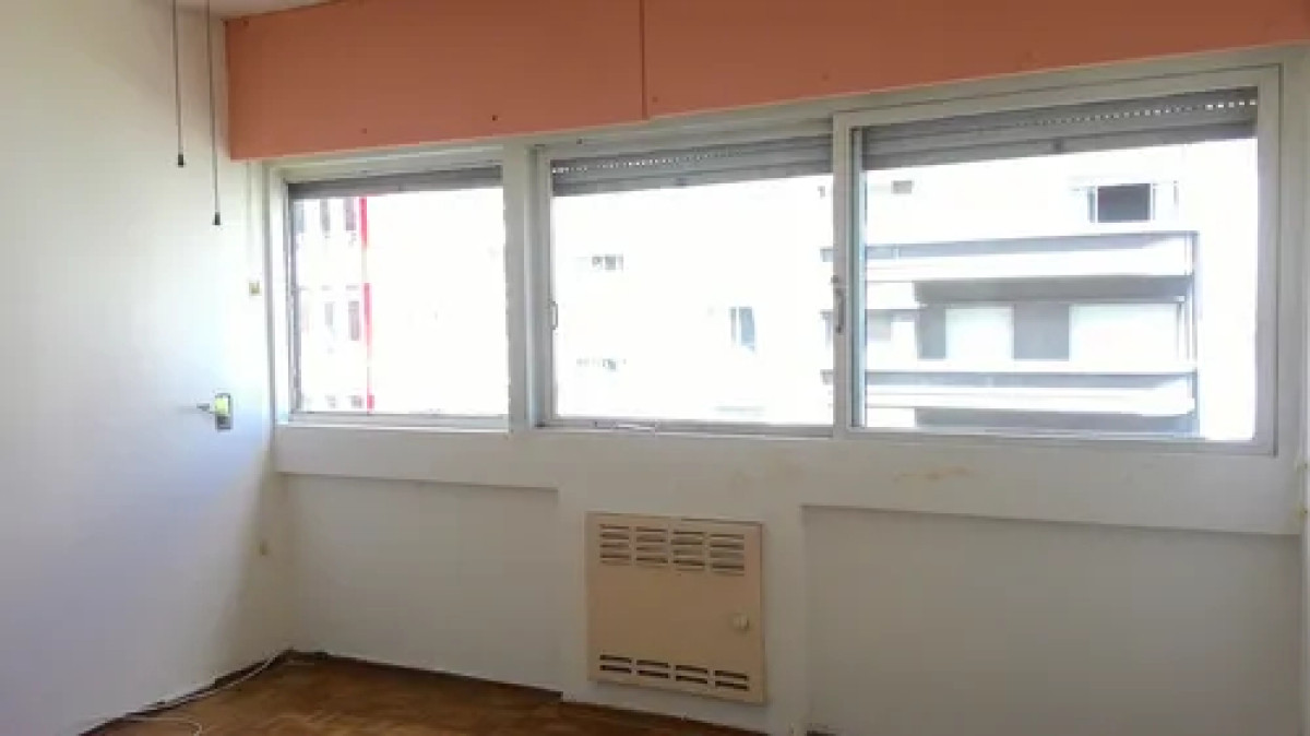 Apartamento ID.10640 - Lindo Apartamento De 2 Dorm Ubicado en Pleno 18 De Julio