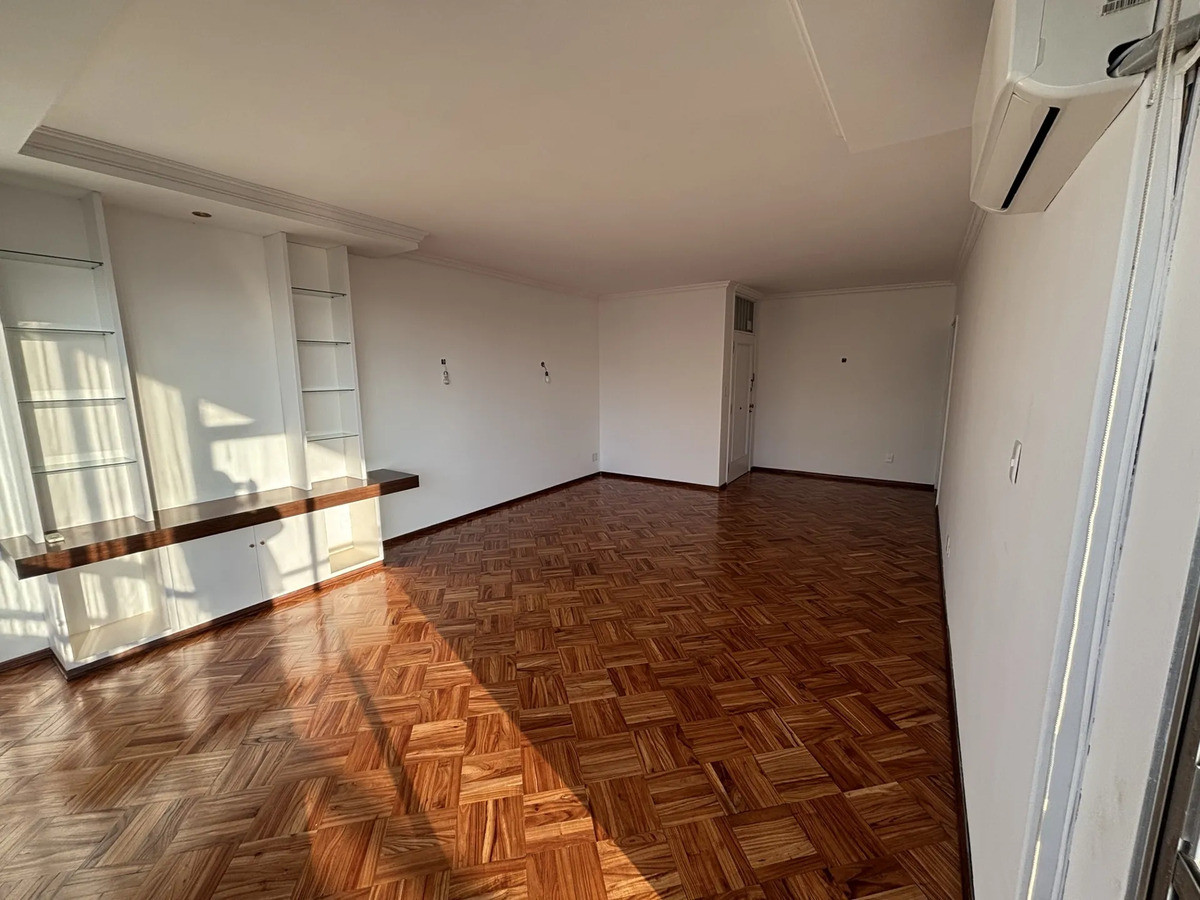 Apartamento ID.12578 - Alquiler Apartamento 3 Dormitorios Balcón Garaje Parque Rodó