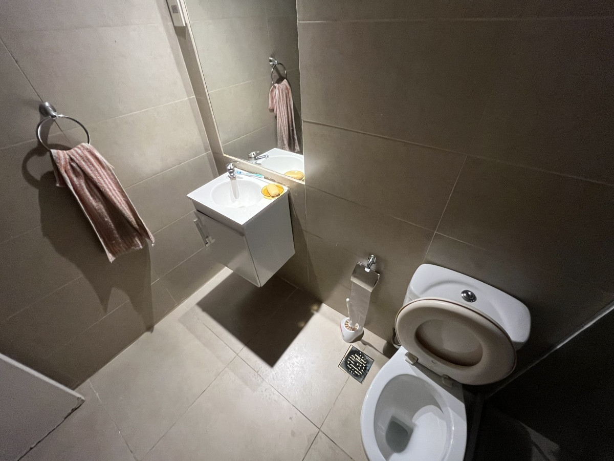 Apartamento ID.4221 - Venta Apartamento 2 Dormitorios Patio Interno Ciudad Vieja
