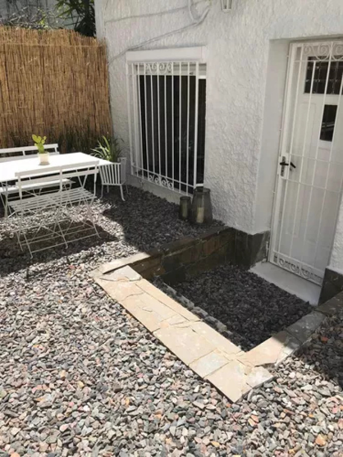 Apartamento ID.7076 - Alquiler Apartamento 1 Dormitorio 2 Patios Gastos Bajos En Punta Carretas