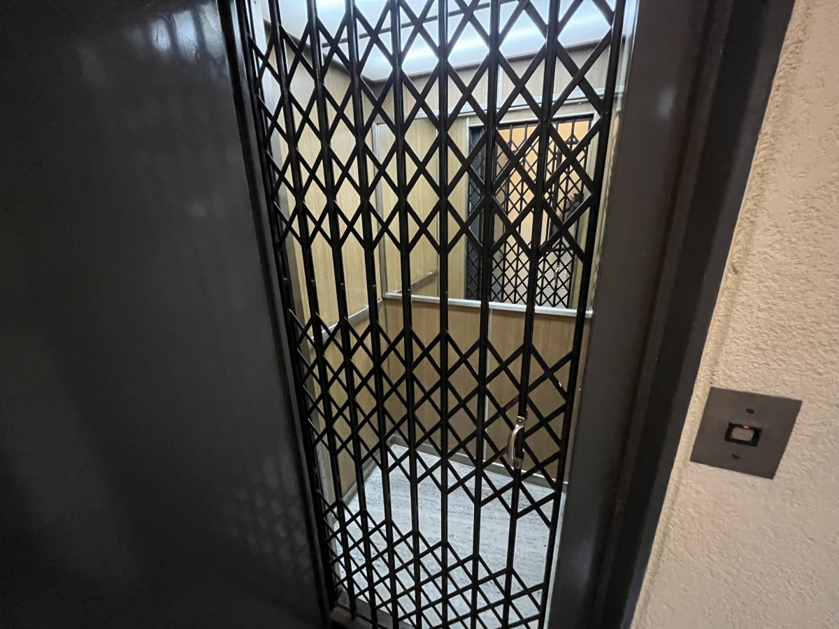 Apartamento ID.4221 - Venta Apartamento 2 Dormitorios Patio Interno Ciudad Vieja