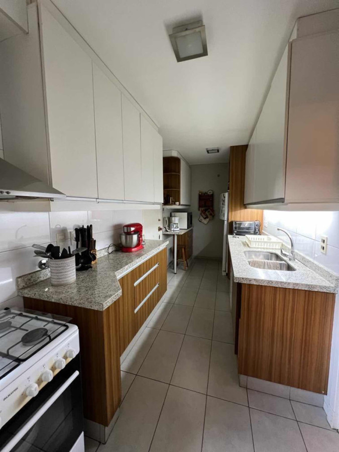 Apartamento ID.7120 - Hermoso Apartamento De 4 Dorm Muy Amplio