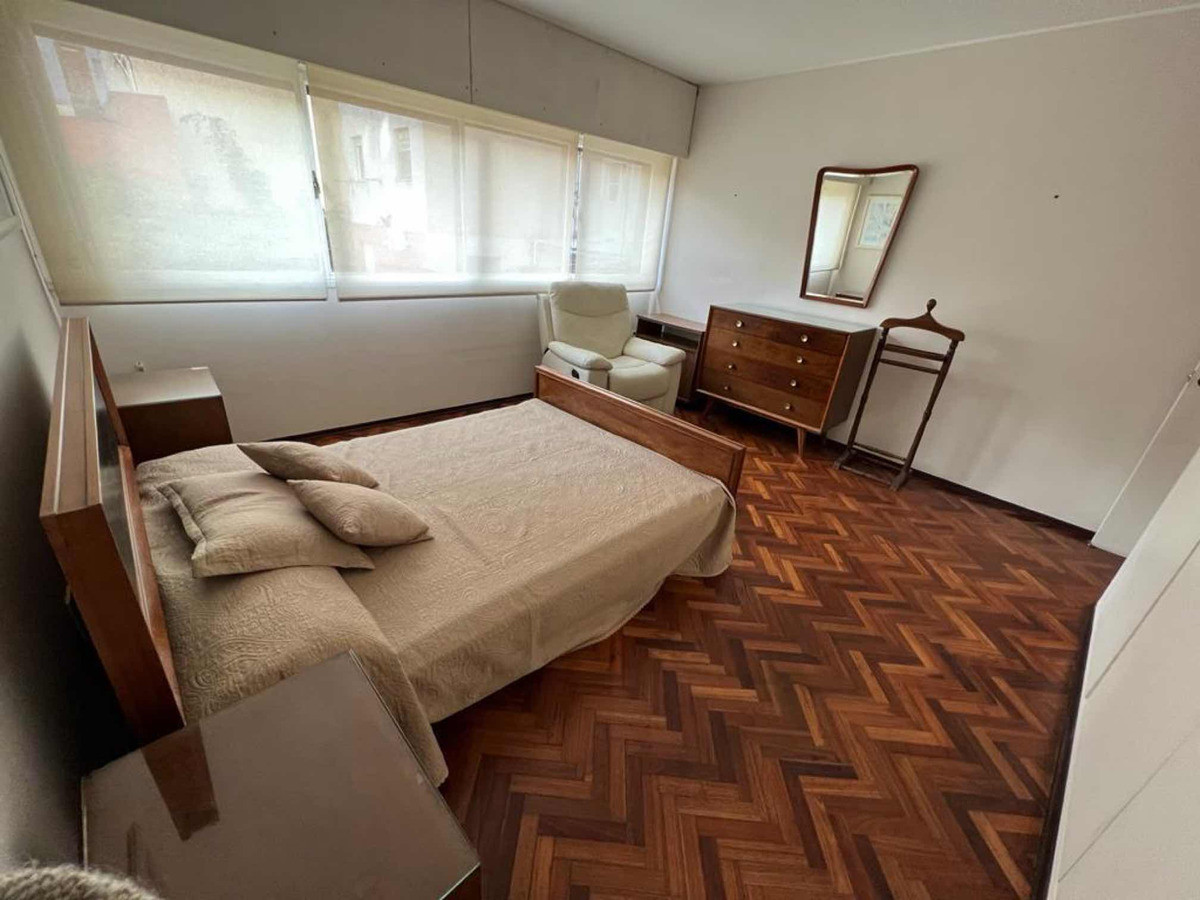 Apartamento ID.7160 - Se Vende Apartamento Sobre Av Brasil 3 Dormitorios 2 Baños Garage Pocitos