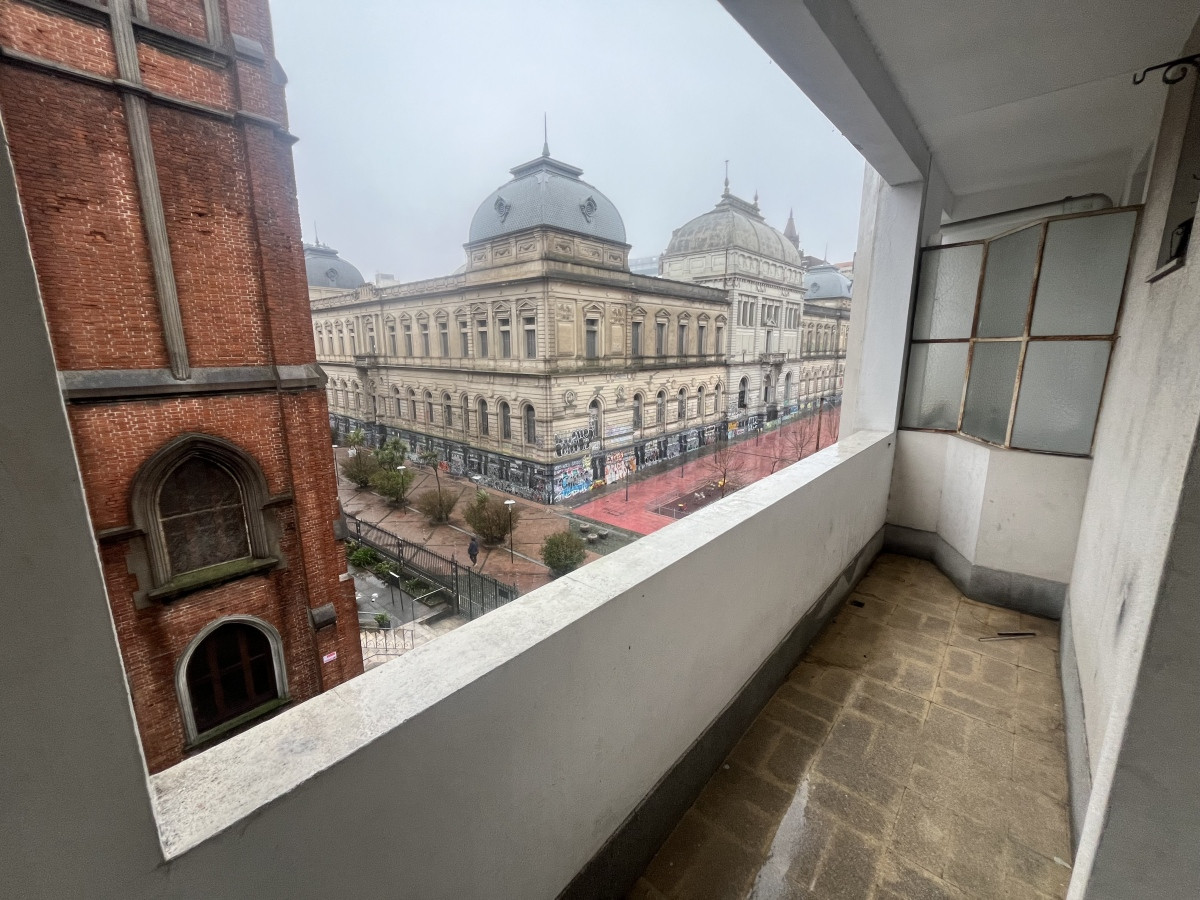 Apartamento ID.5152 - Alquiler Apartamento 2 Balcones 3 Dormitorios En Cordón
