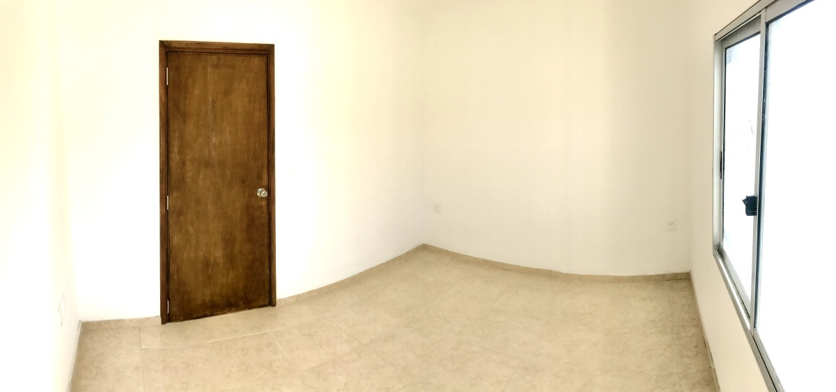 Apartamento ID.4775 - Alquiler apartamento 1 Dormitorio Cochera y Patio Malvin Norte 1 Cuadra Cmo. Carrasco