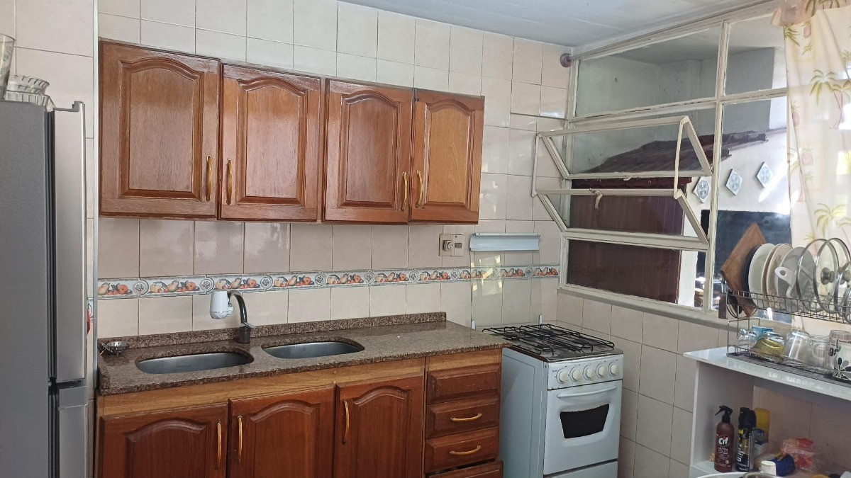 Apartamento ID.7692 -  Venta Apartamento 3 Dormitorios Muy Cómodo Predio Cerrado En Mercado Modelo